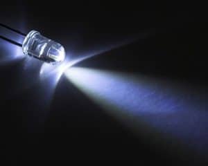 لامپ ال ای دی با تکنولوژی ساخت DIP